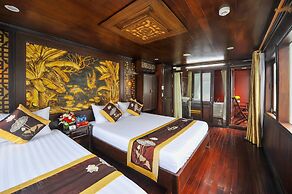 Renea Cruises Halong