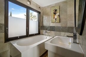 Hartaning House by GenuineHost