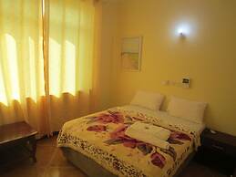 New FQ Motel