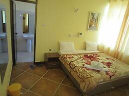 New FQ Motel
