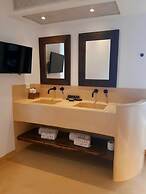 Klidon Dreamy Living Suites