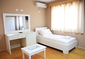 Drymades Resort