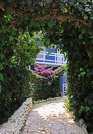 Drymades Resort