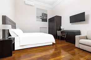 Gramsci Suites