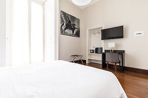 Gramsci Suites