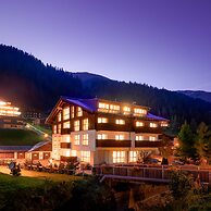 Bohemia Apartments