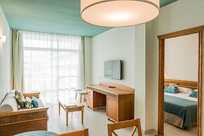 Gara Suites Golf & SPA