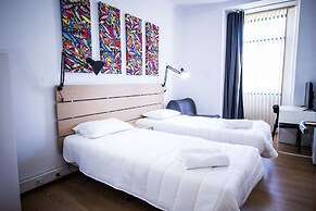 Stay With Me Hostel