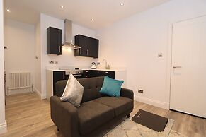 Dollar Apartments at 39