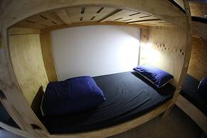 Adventure Inn Marahau - Hostel