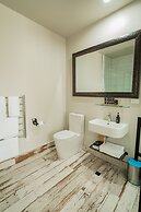 Poshtel