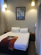Poshtel