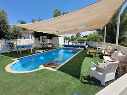 Helios Luxury Suites