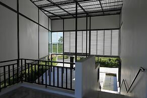 B3 Hotel