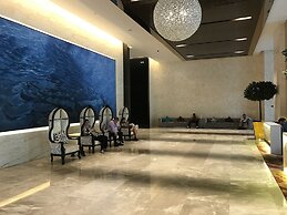 LUMA At Platinum Suite