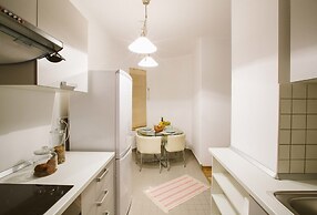 Alteea 2 Deluxe Bucharest Apartments