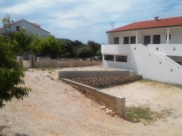 Apartments Mak