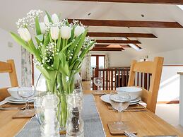 Castle Dore Barn