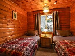 Rowan Lodge