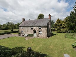 Hillgate House