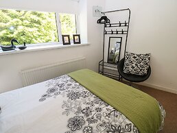 Hollie Cottage