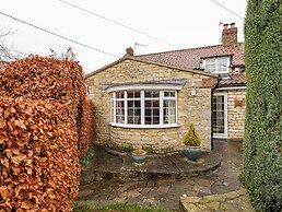 22 Beckside