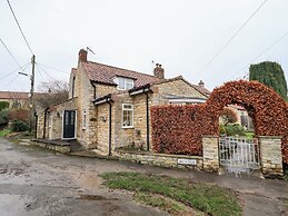 22 Beckside