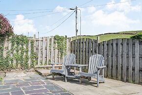 2 Bryn Tirion