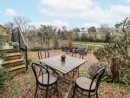 Lair Close Cottage