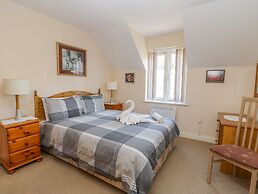 Whitby Harbour Retreat