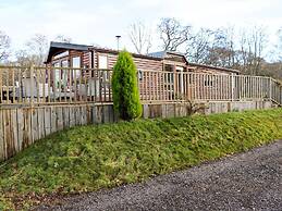 The Four Oaks Chalet
