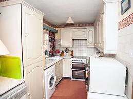 Dorrington Court
