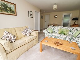 Salmon Cottage