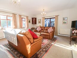 Molls Cottage
