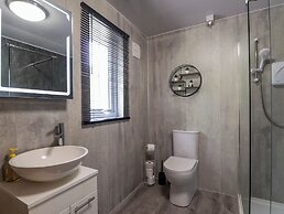 Stone Water Cottage