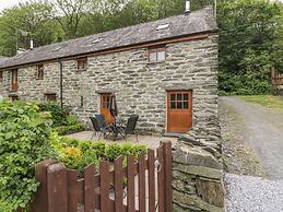 Hendoll Cottage 2