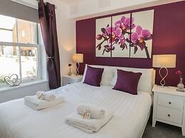 White Rose Apartment