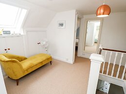 5 The Nab House