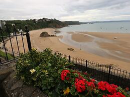 1 Beachtop Court
