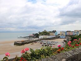 1 Beachtop Court