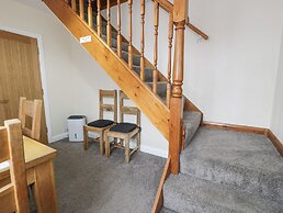 Maesdu Cottage