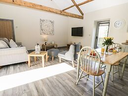 Lowdale Barns East