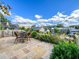 2 Orchard Leigh