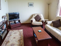 2 Bayview Bungalow