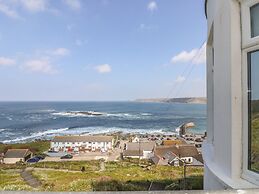 Sennen Heights