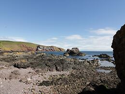 Near Bank Cottage