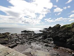 Near Bank Cottage