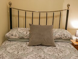 Apartment 6