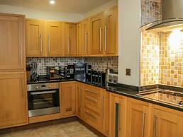 Apartment 6