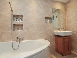 Apartment 6